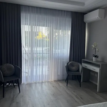 Room& Breakfast Martin's Luxury Appartamento *