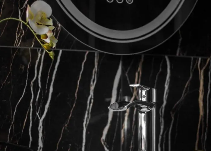 Room& Breakfast Martin's Luxury Apartment *